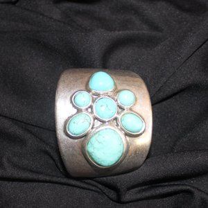 Silver/Tourquoise Bracelet/Cuff - Beautiful